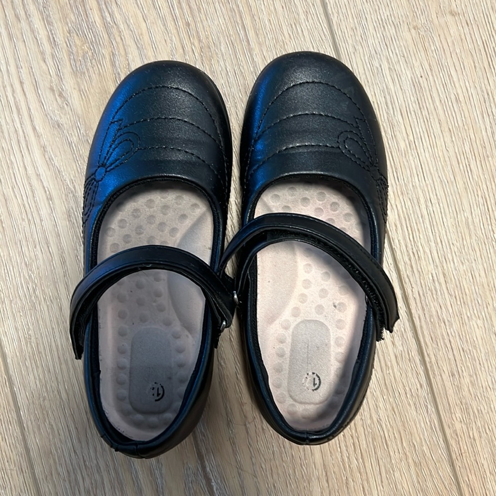 Black dress shoes for girls